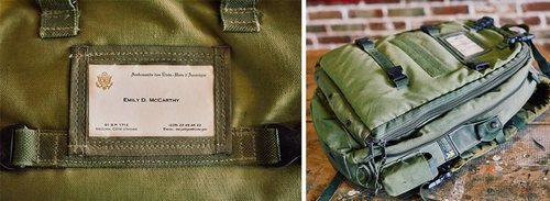 McCarthy le preparó a Emily una mochila con todo lo necesario para sobrevivir, tal y como solía hacer en las Fuerzas Especiales durante su etapa en Irak.
